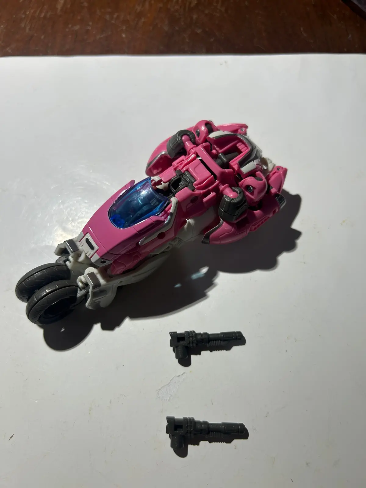 Tf Studio Series Bumblebee Movie Arcee #85 1