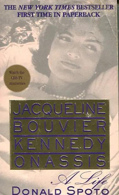 Jacqueline Bouvier Kennedy Onassis 1