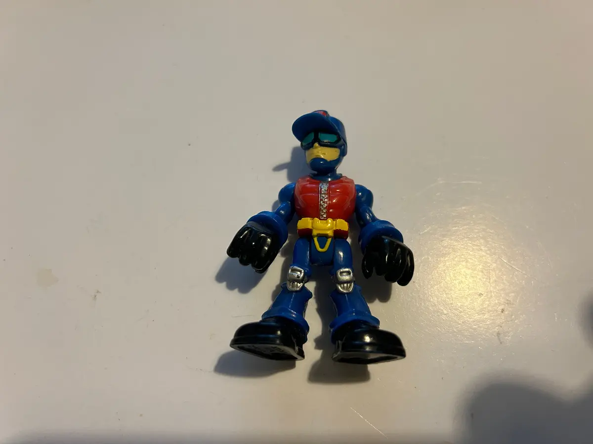 Tf Rescue Bots Chief Charlie Burns 1