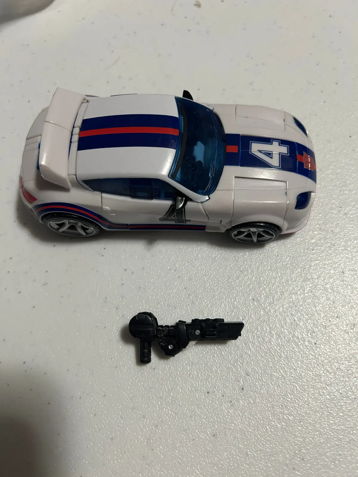 Tf United Autobot Jazz Un-12 Deluxe 1