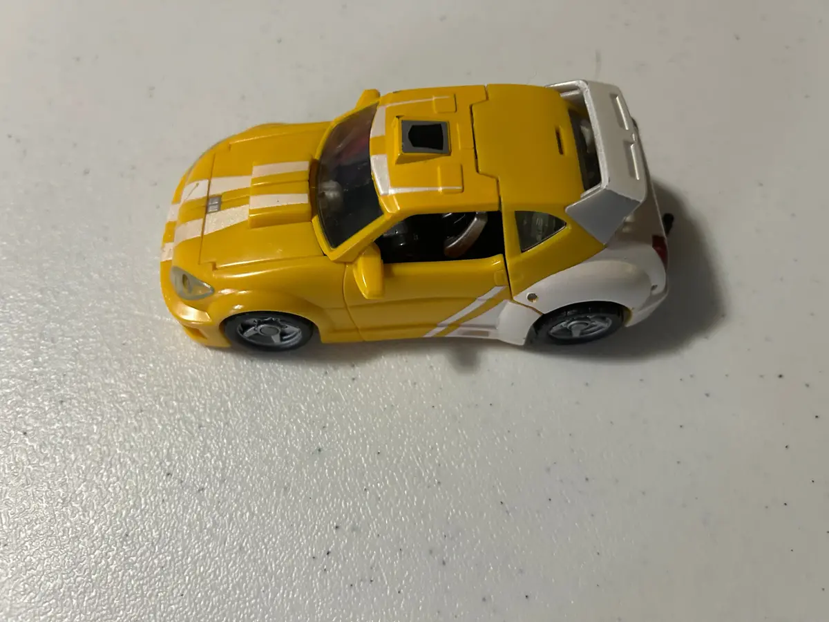 Tf Classics Bumblebee Deluxe Incomplete 1