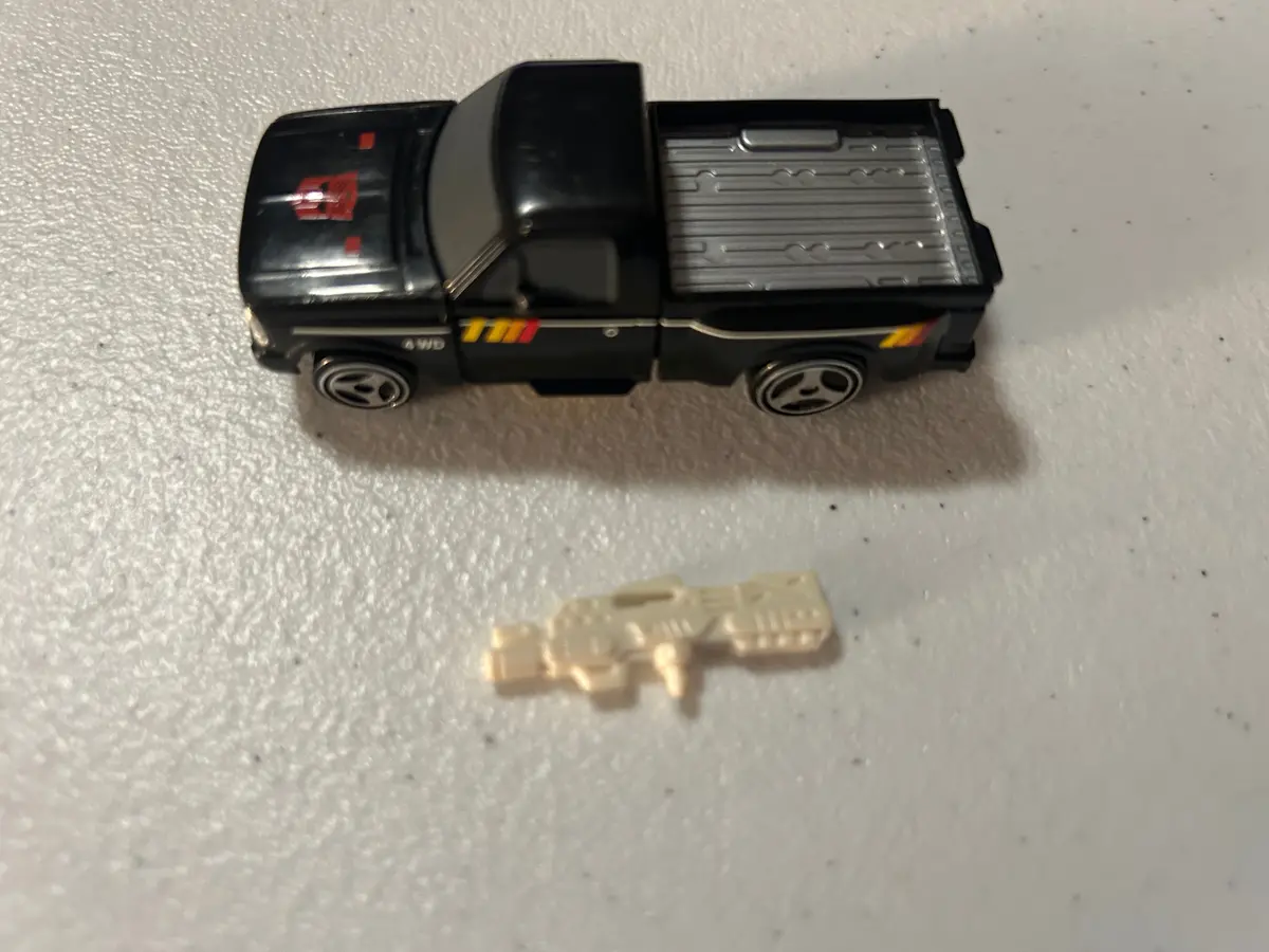 Tf Universe 1.0 Ironhide Walmart Exclusive Spychanger 1