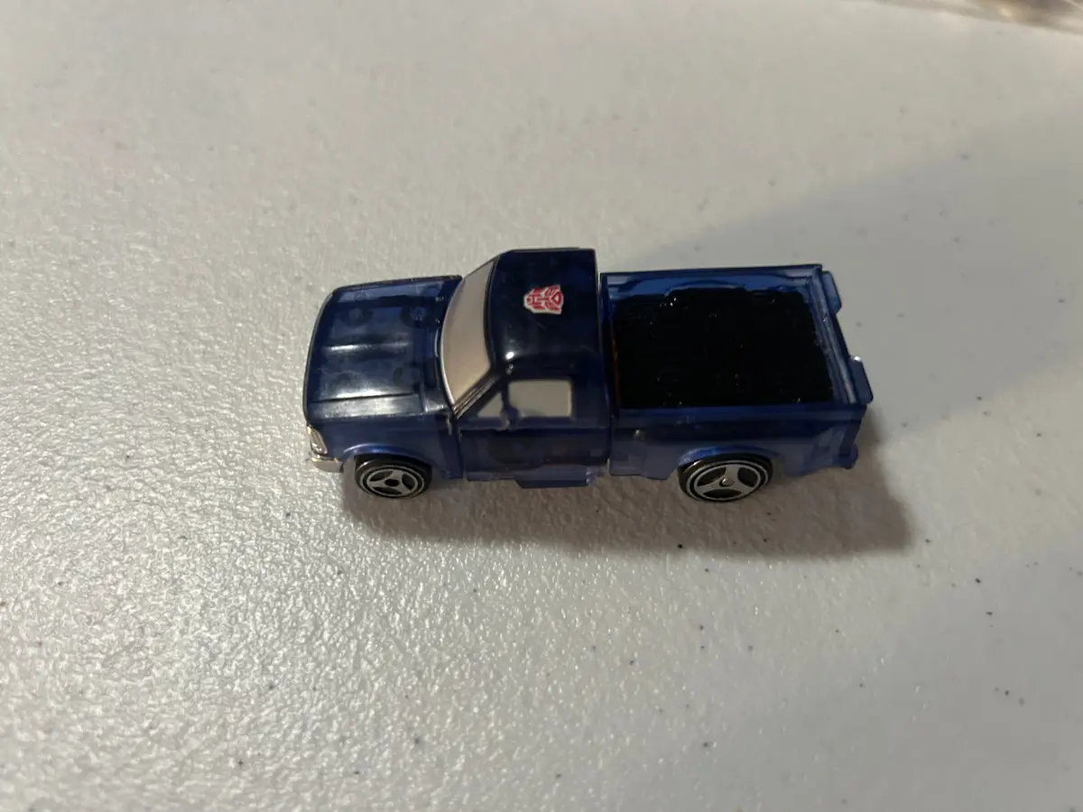 Tf Universe 1.0 Ironhide Kb Toys Spychanger Incomplete 1