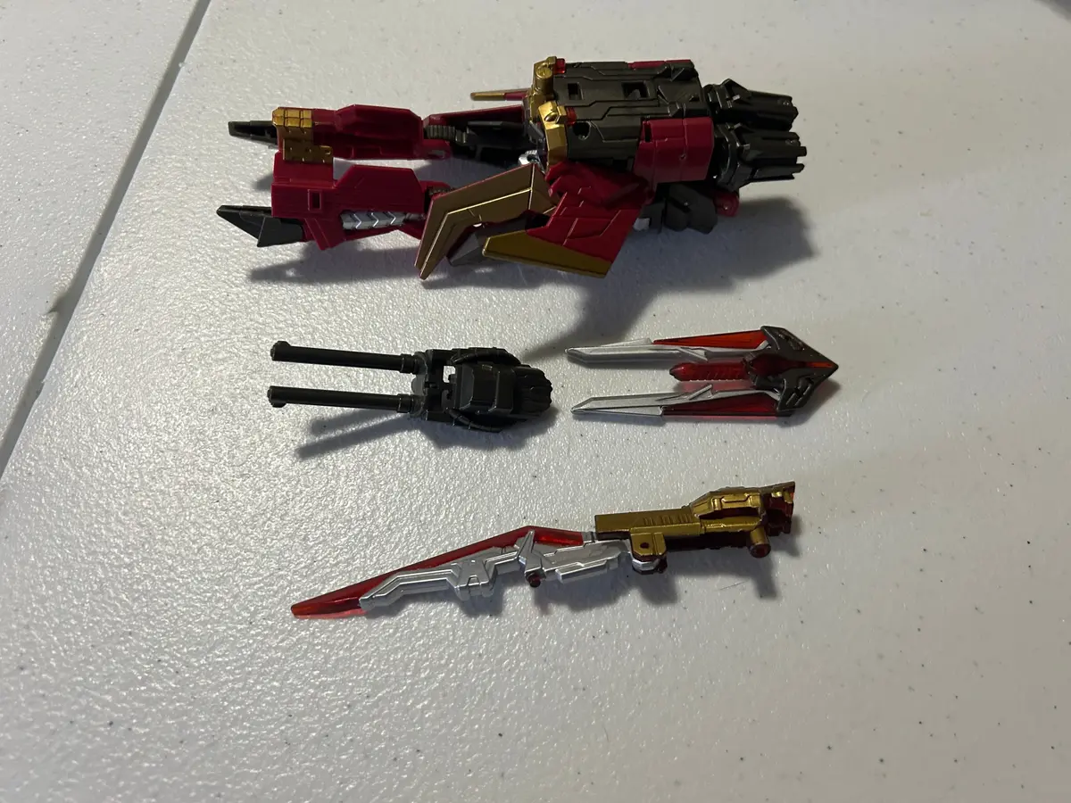 Tf Generations Air Raid (Foc) Dlx 1