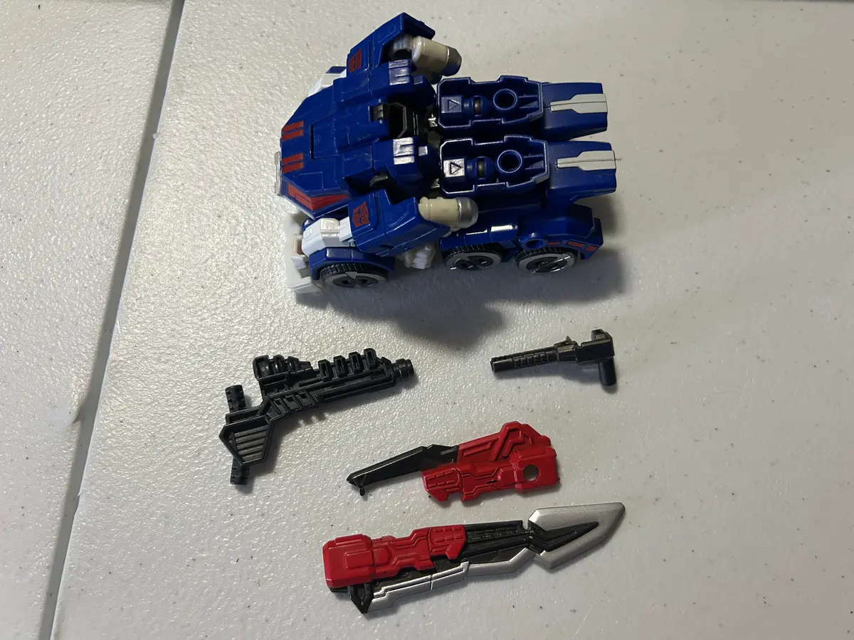 Tf Generations Ultra Magnus (Foc) Dlx 1