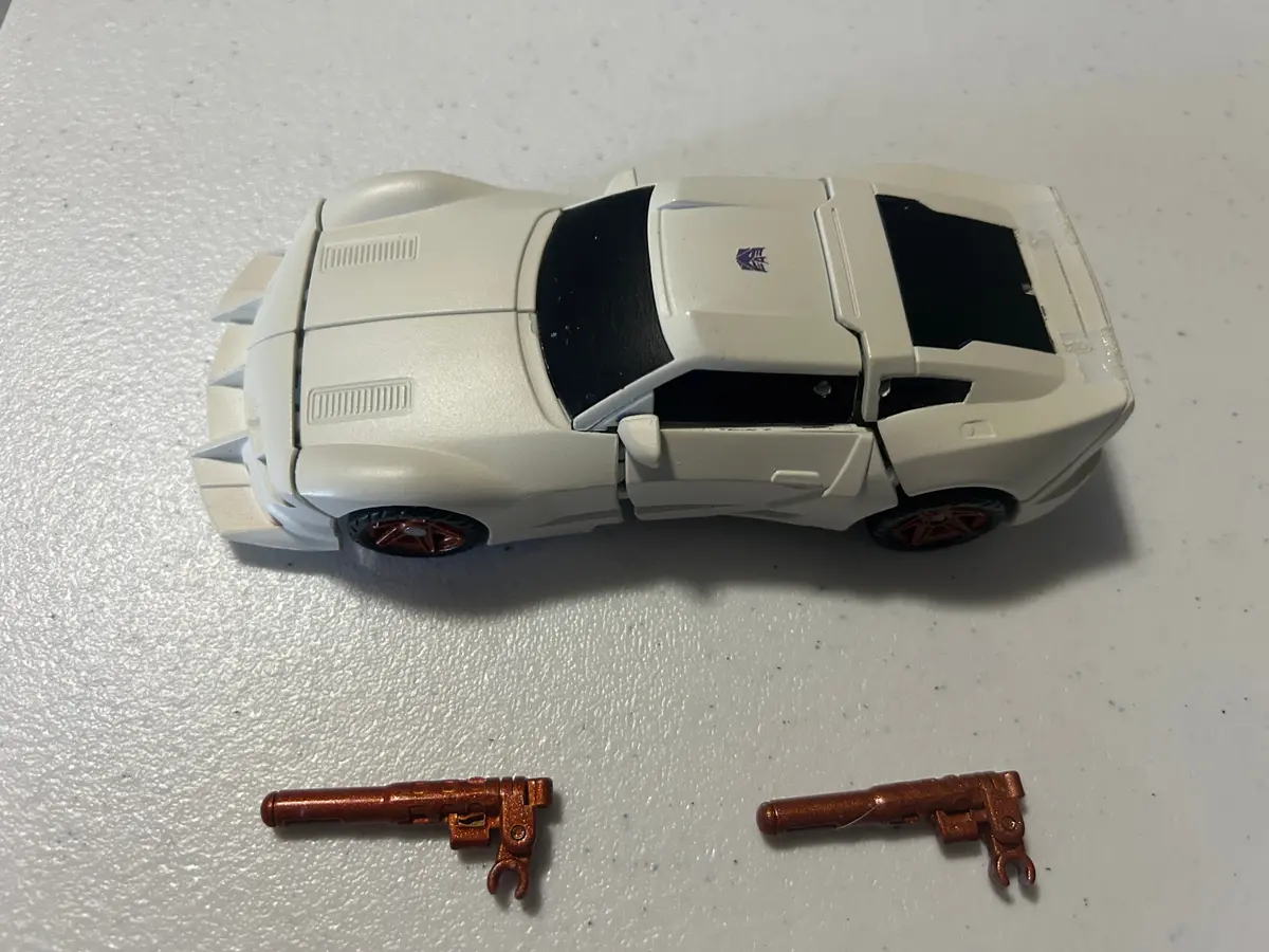 Tf Generations Runamuck Custom Dlx 1
