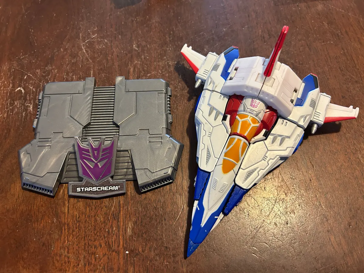 Tf Titaniums Starscream 1
