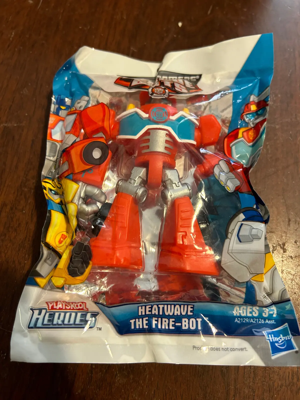 Tf Botcon  / Tfcc 2014 Exclusive Rescue Bots Heatwave Sealed 1