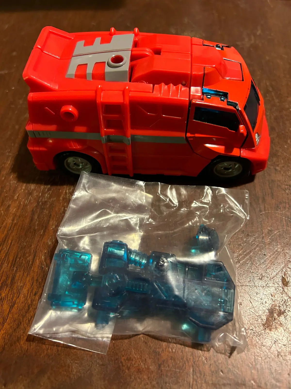 Tf Botcon  / Tfcc 2005 Exclusive Ironhide 1