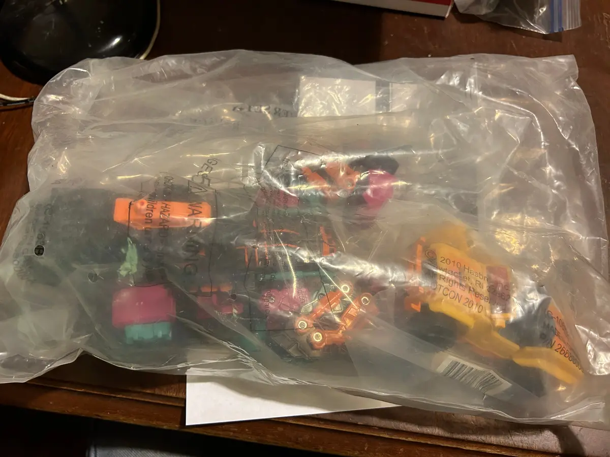 Tf Botcon  / Tfcc 2010 Exclusive Doublepunch, Scorch & Sg Ravage 3-Pack Sealed 1