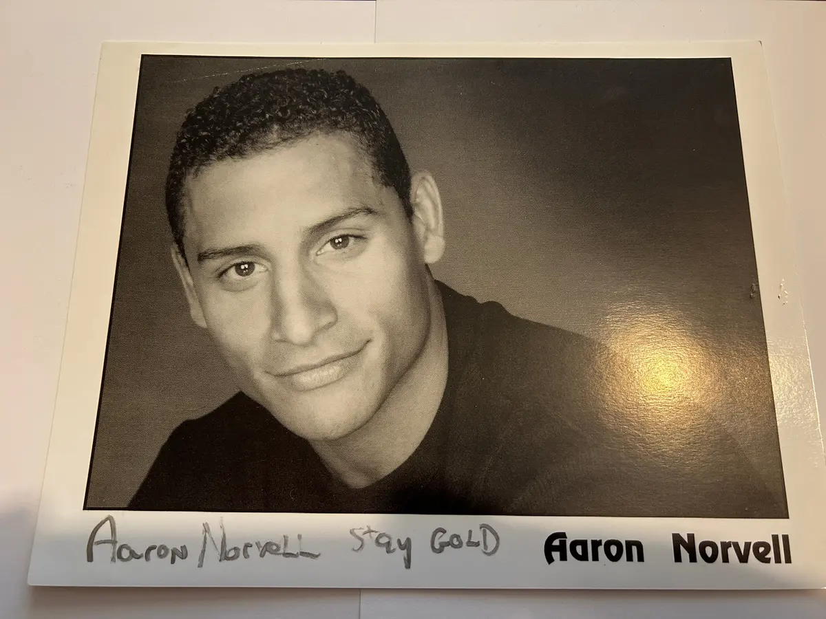 Tf Botcon  / Tfcc 2009 Exclusive - Aaron Norvell Autograph From Rotf 1