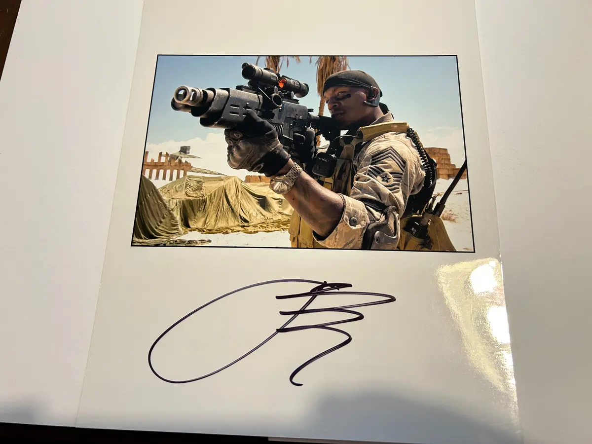 Tf Botcon  / Tfcc 2009 Exclusive - Tyrese Gibson / Sgt Epps Autograph 1