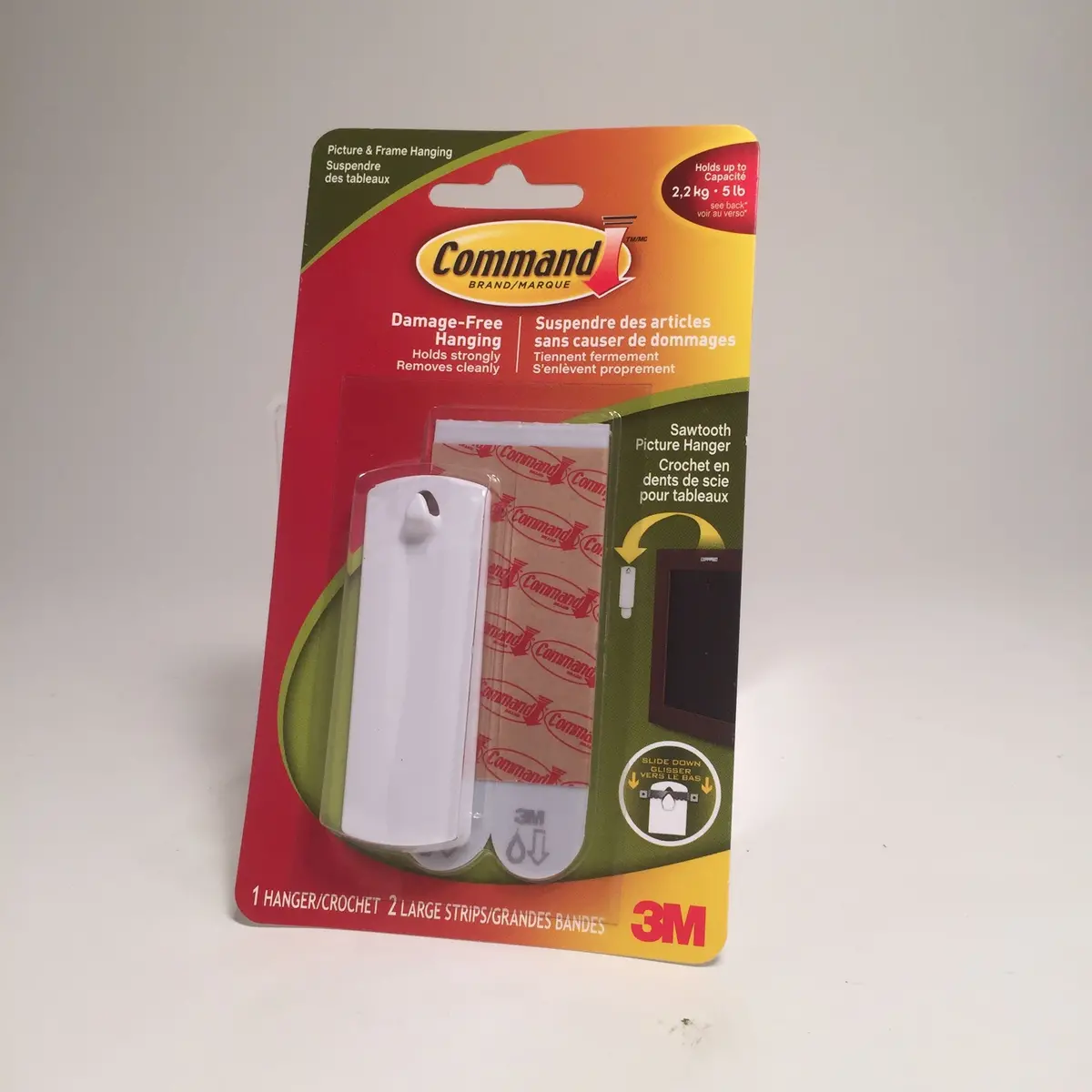 Command Hook - Sawtooth Hanger 1