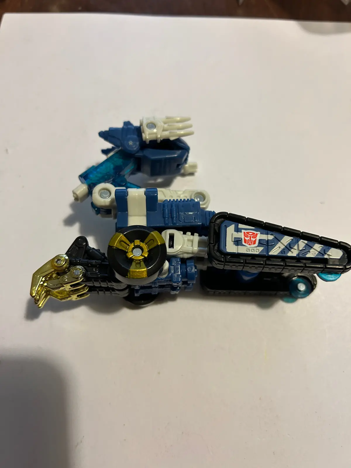 Tf Rid2001 Scavenger 1