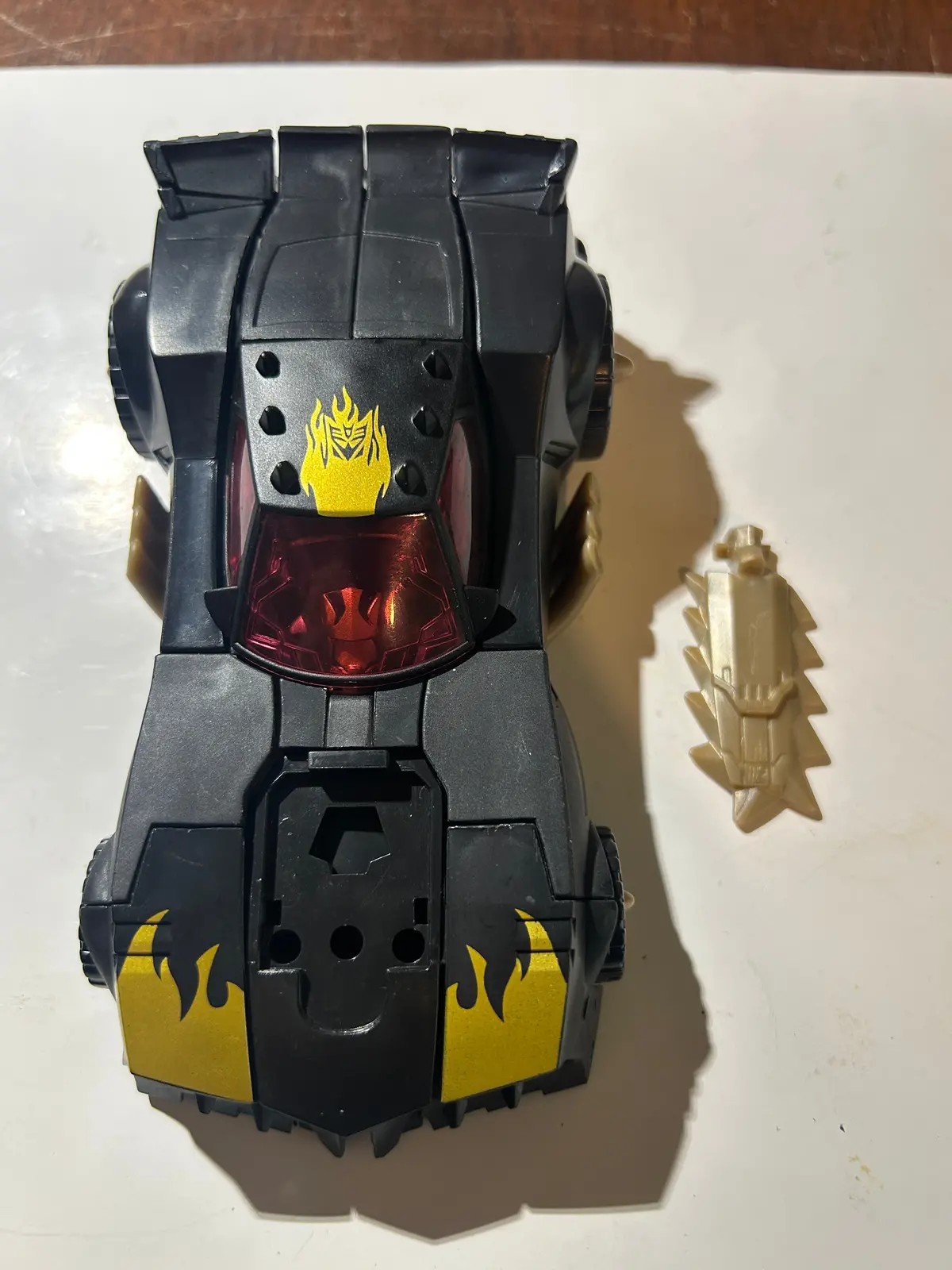 Tf Animated Blazing Lockdown Deluxe Incomplete 1