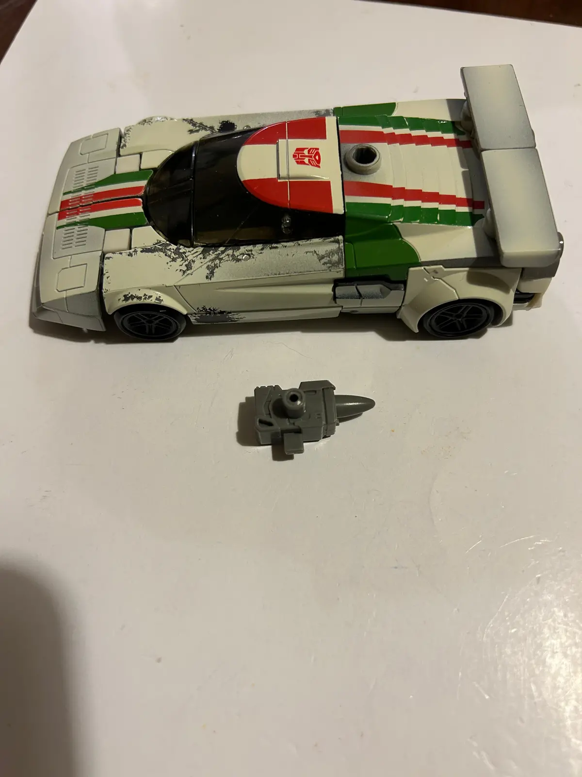 Tf Netflix Wheeljack 1