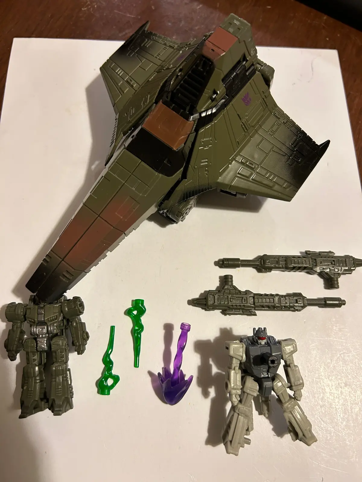 Tf Netflix Sparkless Seeker 1