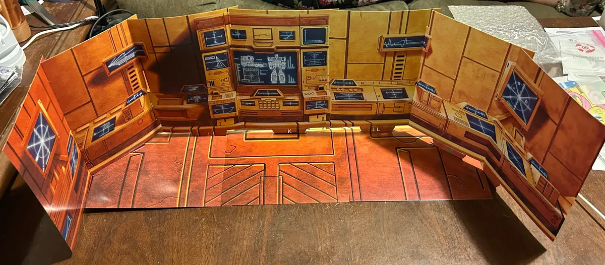 Tf Netflix Teletran-1 Computer Diorama 1