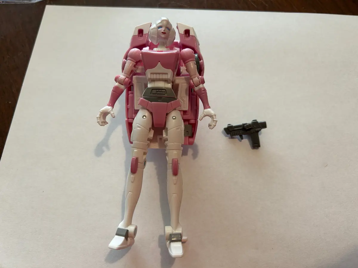 Tf Studio Series G1 Arcee #8616 1