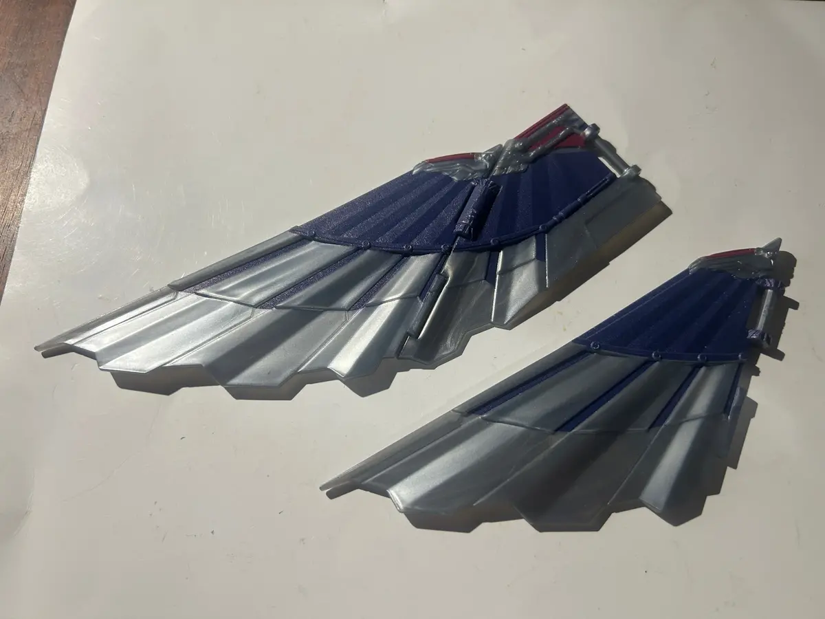 Marvel Legends Captain America (Anthony Mackie) Wing Parts 1