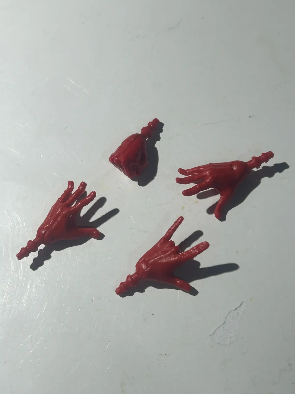 Marvel Legends Scarlet Spider Hands 1