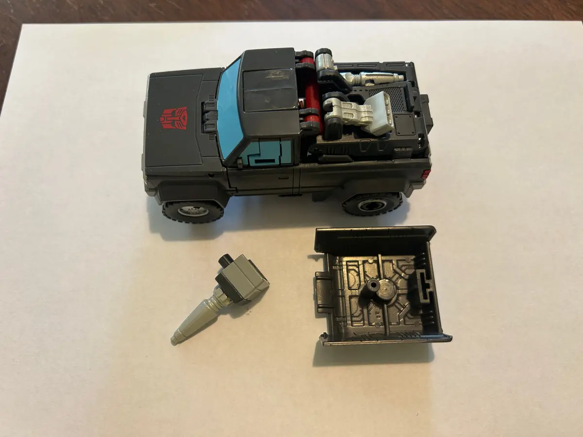 Tf Legacy United Autobots Stand Trailbreaker 1