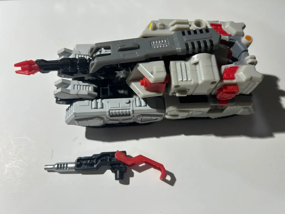 Tf Universe 2.0 Megatron Deluxe Hasbrotoyshop Exclusive 1