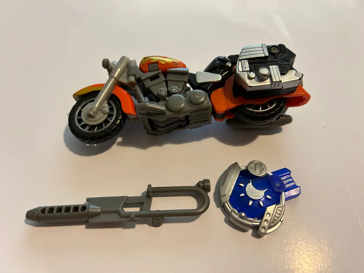 Tf Cybertron Lugnutz Incomplete 1