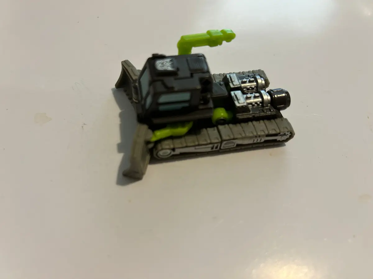 Tf Cybertron Lunar Assault Team Scattorbrain 1