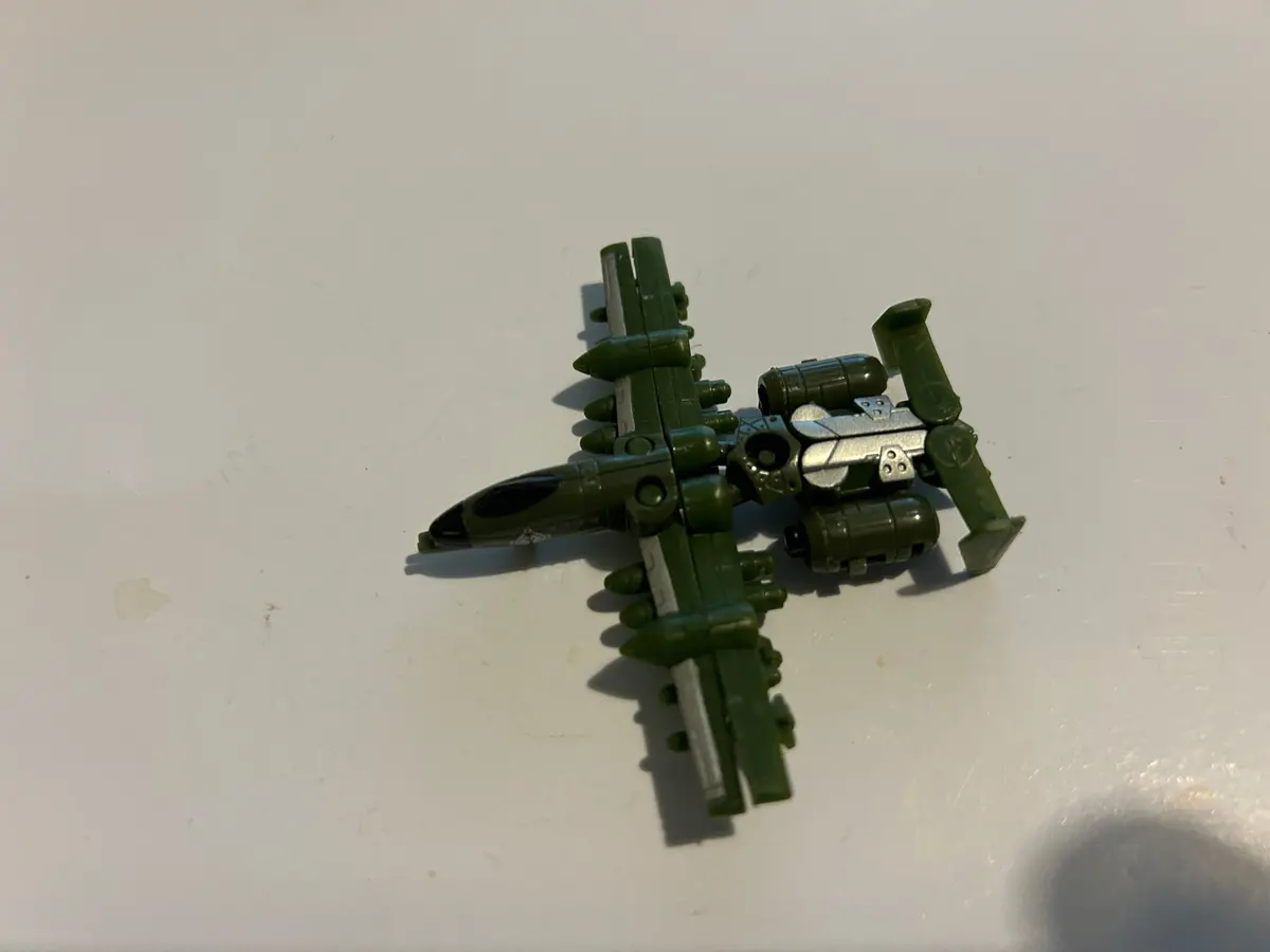 Tf Universe 2.0 Sky Shadow Mini-Con 1