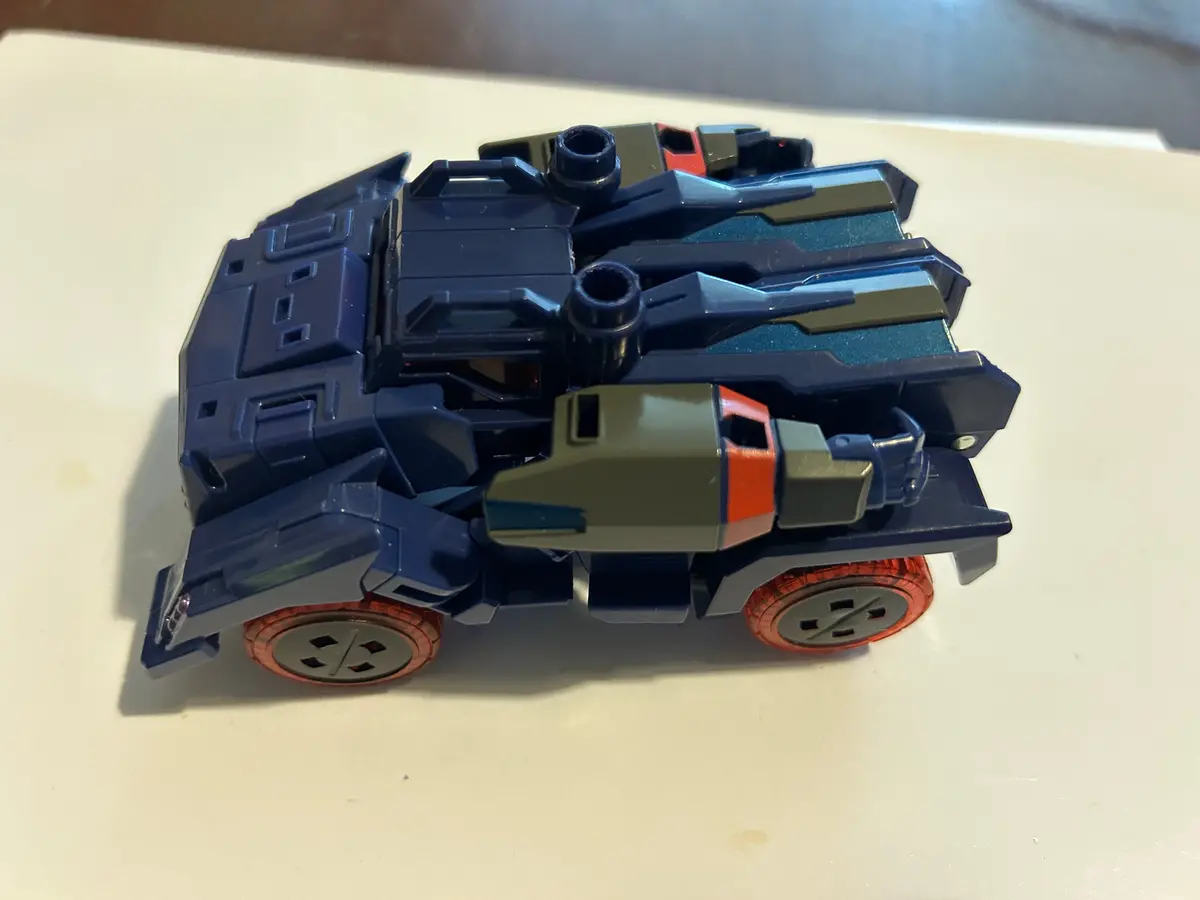 Tf Rid2015 Soundwave Warrior Class Incomplete 1