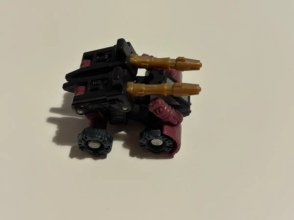 Tf Armada Clench 1