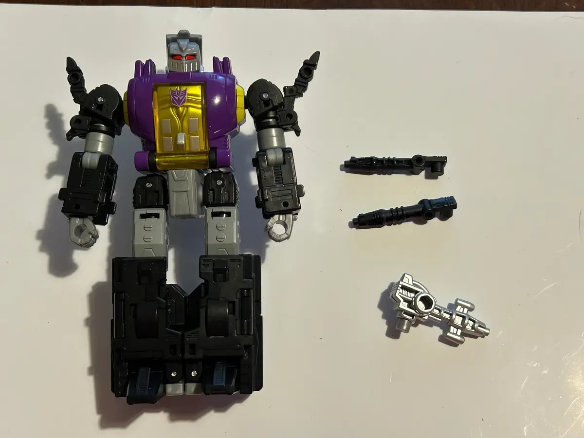 Tf Legacy Bombshell 1
