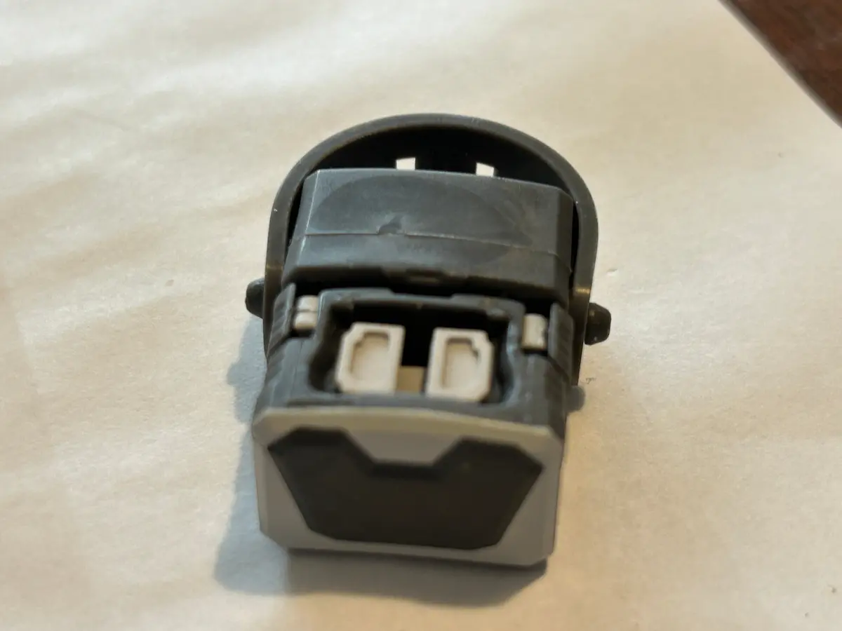 Tf Botbots Series 1.0 Dr. Moggly 1