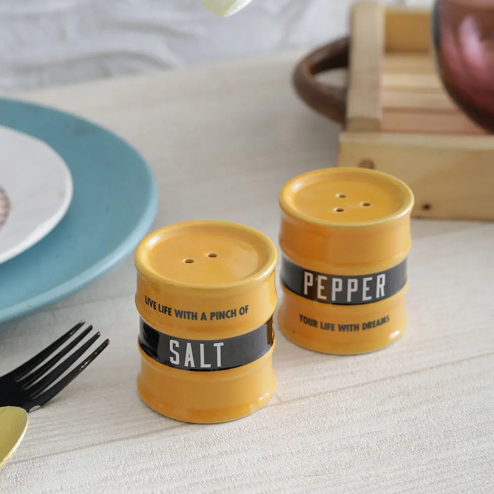 Barrel Salt & Pepper Dispensor Yellow 1