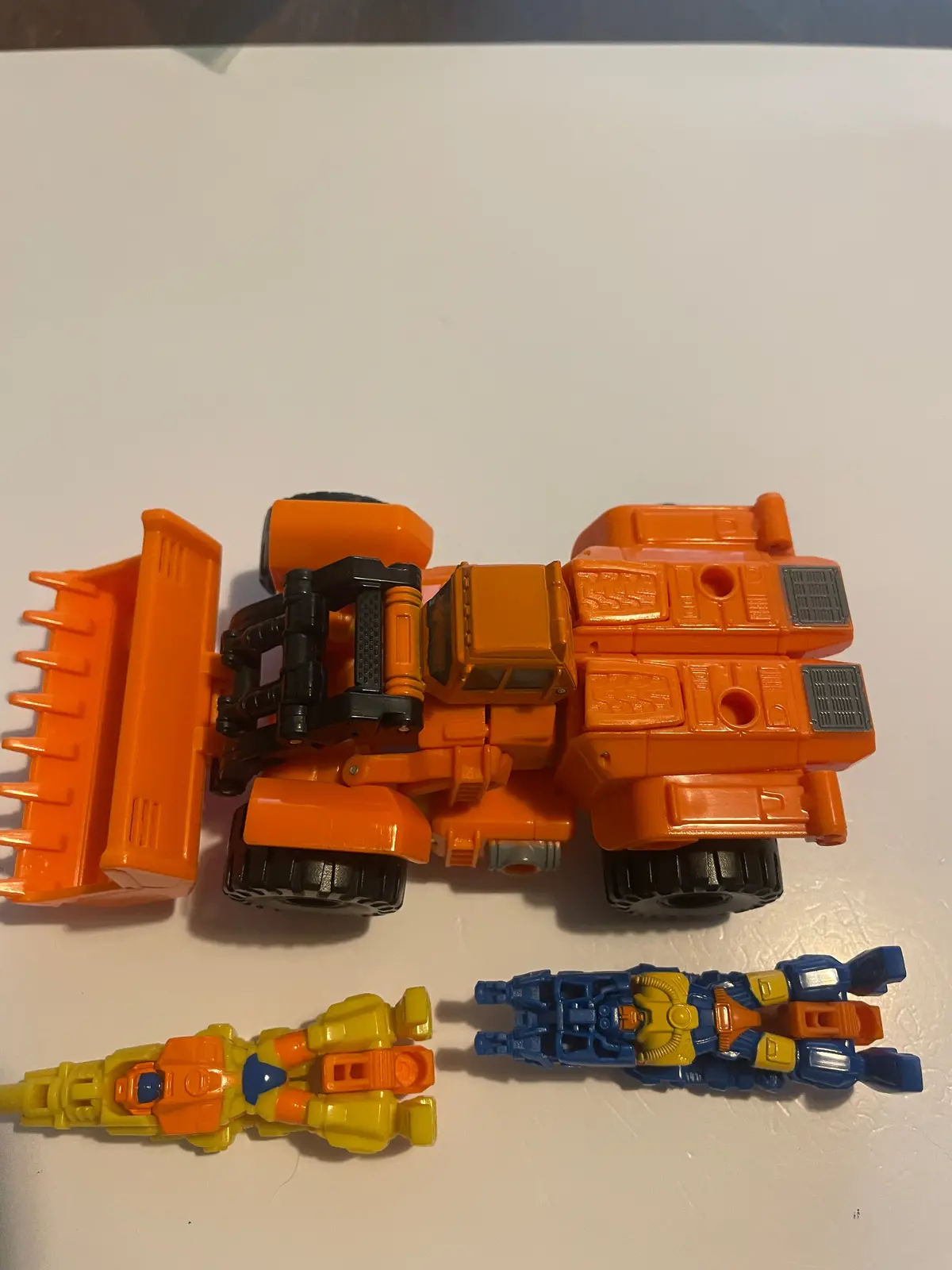 Tf Generations Scoop Dlx 1