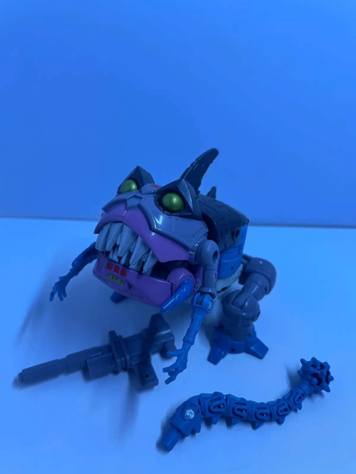 Tf Studio Series G1 Sharkticon Gnaw #8608 1