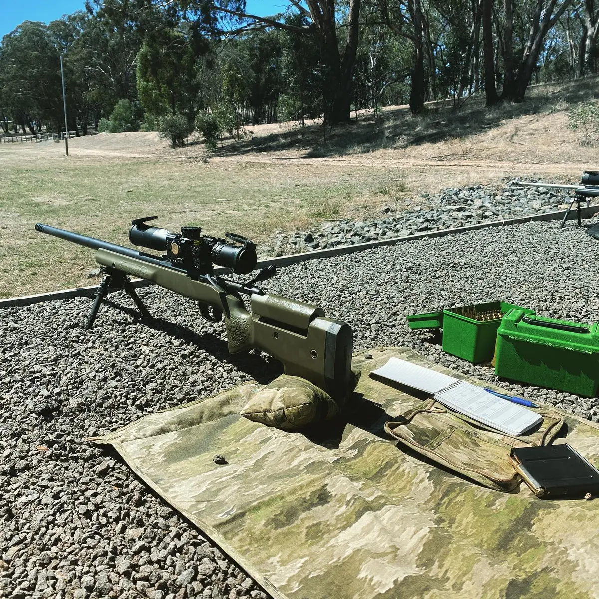 Lvg - Roll Up Shooting Mat 1