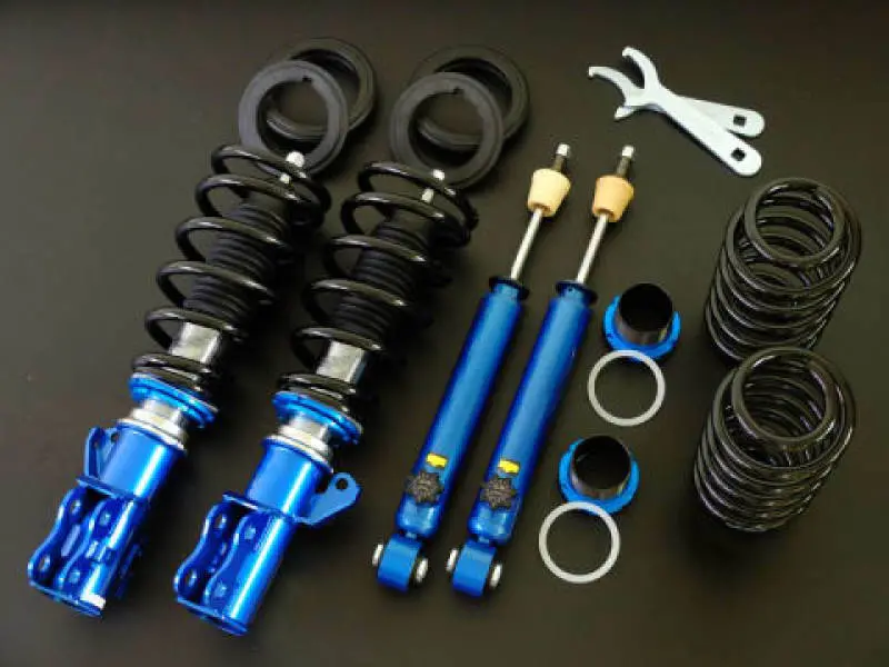Cusco Street Zero 14-Way Adjustable Coilover Kit For 2017–2023 Awd Toyota Prius (Zvw55) 1